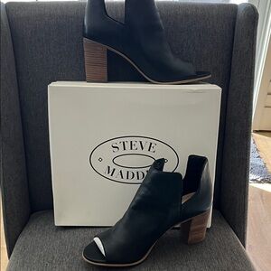 Steve Madden Black Peep-Toe Heeled Booties